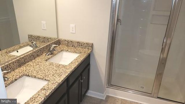 633 MCCOMB PL, Claymont, DE 19703