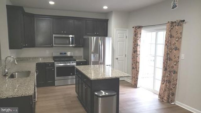 633 MCCOMB PL, Claymont, DE 19703