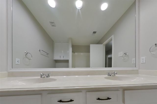 3619 Maple Glen Drive, Houston, TX 77345
