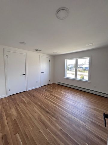 585 N Eastern Ave, Fall River, MA 02720