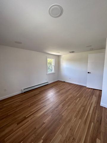 585 N Eastern Ave, Fall River, MA 02720