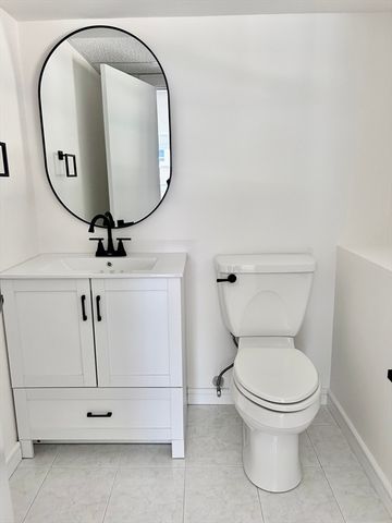 585 N Eastern Ave, Fall River, MA 02720