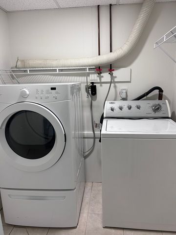 585 N Eastern Ave, Fall River, MA 02720