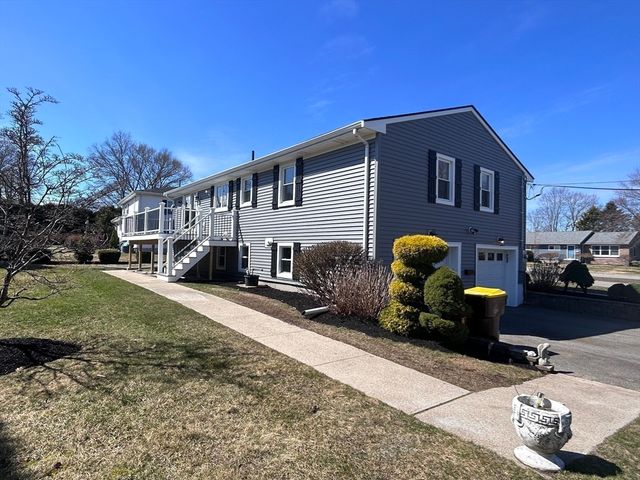 585 N Eastern Ave, Fall River, MA 02720