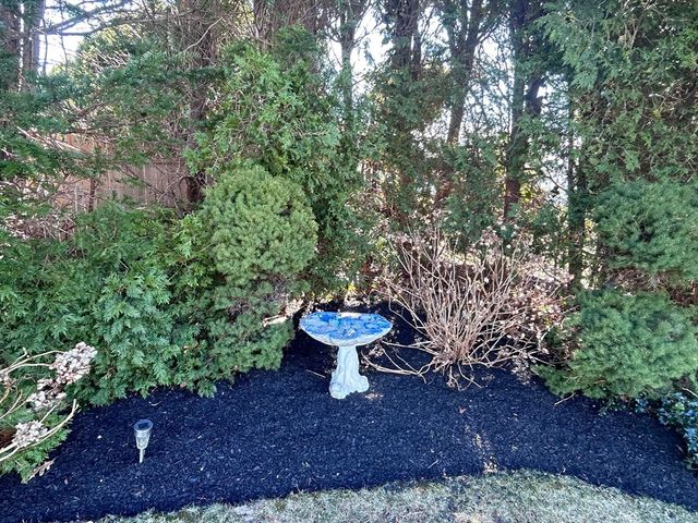 585 N Eastern Ave, Fall River, MA 02720