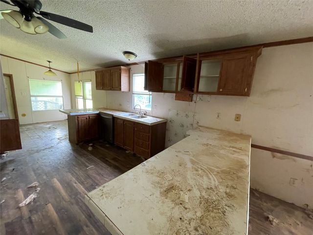 908 Bells Chapel Circle, Waxahachie, TX 75165