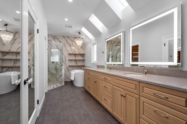 2117 Miramar Drive, Newport Beach, CA 92661