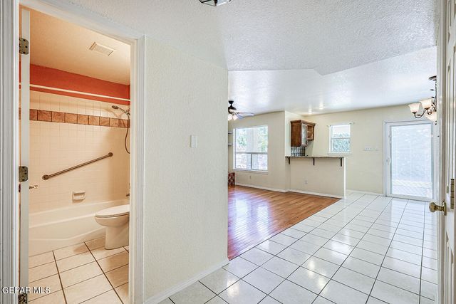 504 SAND BAR Court, El Paso, TX 79922