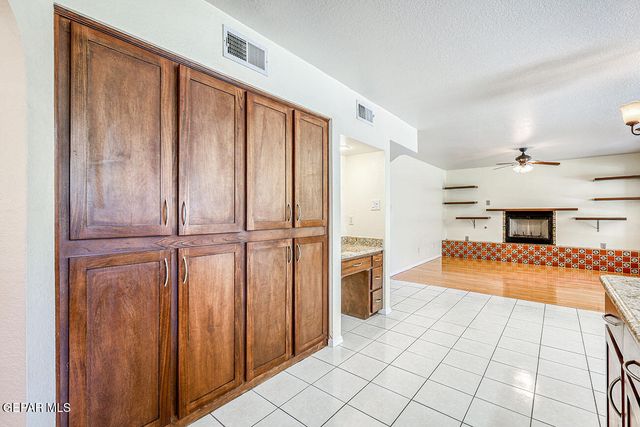504 SAND BAR Court, El Paso, TX 79922