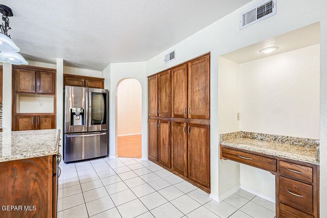 504 SAND BAR Court, El Paso, TX 79922