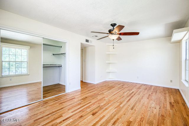 504 SAND BAR Court, El Paso, TX 79922