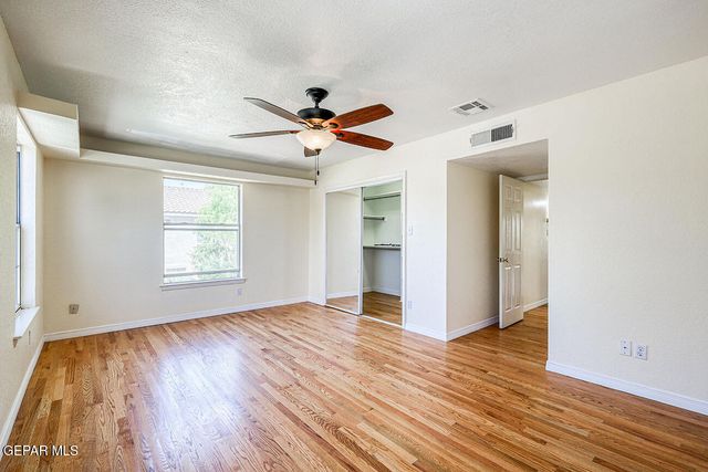 504 SAND BAR Court, El Paso, TX 79922
