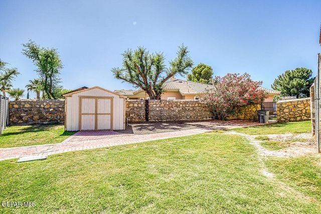 504 SAND BAR Court, El Paso, TX 79922