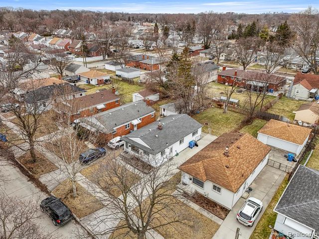 3941 Huron Street, Dearborn Heights, MI 48125