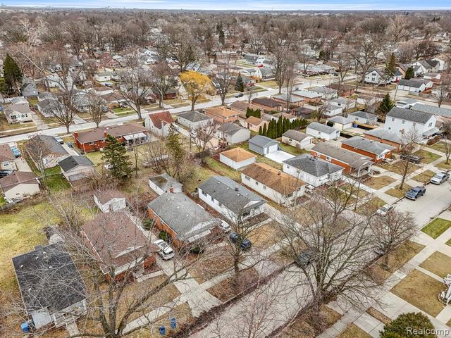 3941 Huron Street, Dearborn Heights, MI 48125