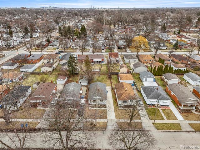 3941 Huron Street, Dearborn Heights, MI 48125