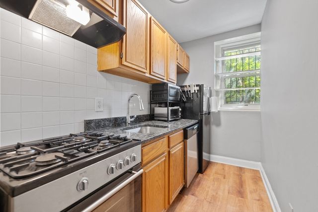 97 Chester St S1, Boston, MA 02134