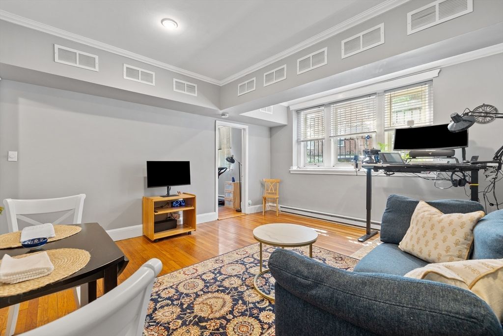 97 Chester St S1, Boston, MA 02134