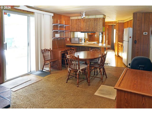 17563 Sw HANCOCK Way, Beaverton, OR 97006