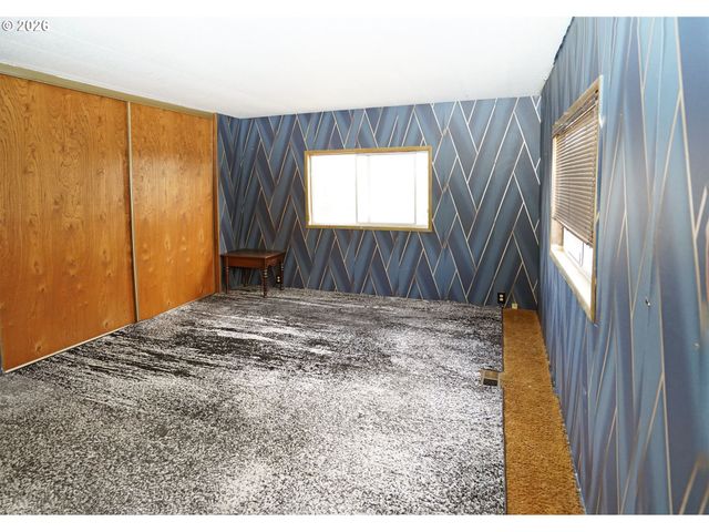 17563 Sw HANCOCK Way, Beaverton, OR 97006