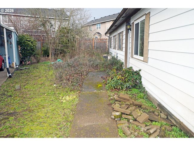 17563 Sw HANCOCK Way, Beaverton, OR 97006