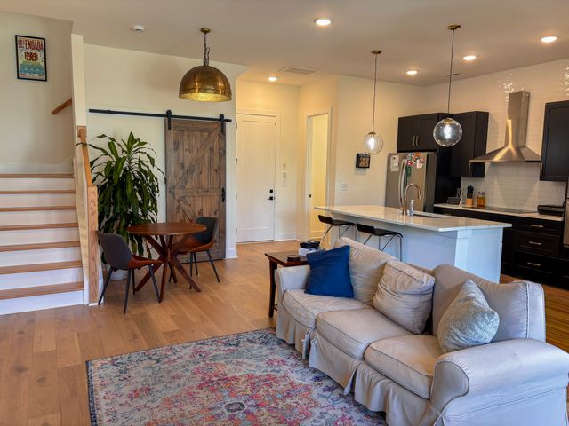 312 Sophia Rain Dr, Nashville, TN 37218