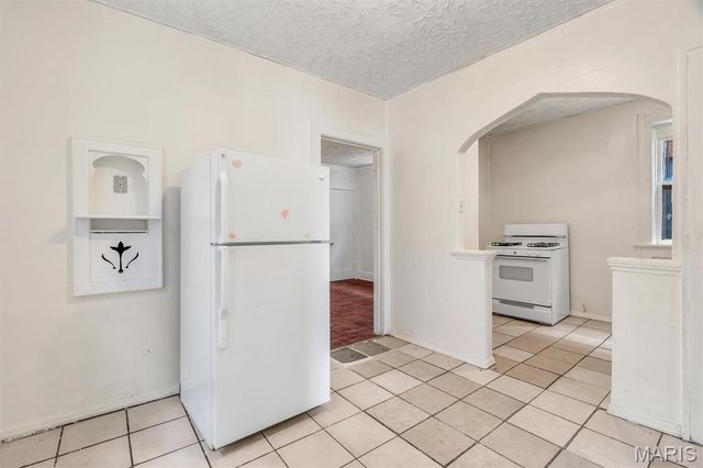 4655 Farlin Avenue, St Louis, MO 63115