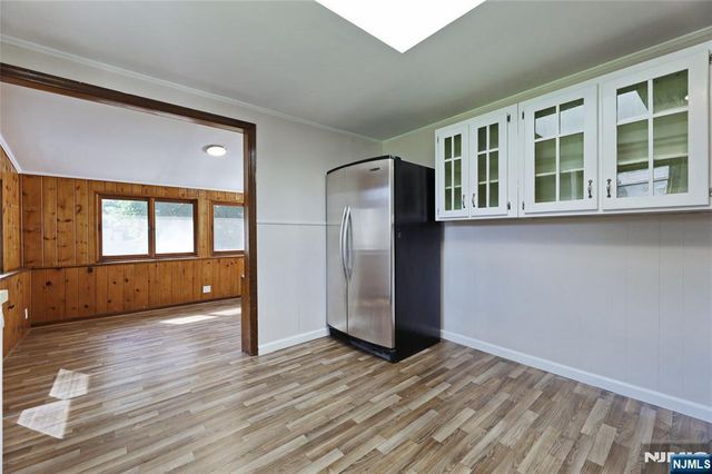 32 Heighwood Trail, Sparta, NJ 07871