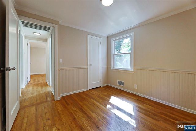 32 Heighwood Trail, Sparta, NJ 07871