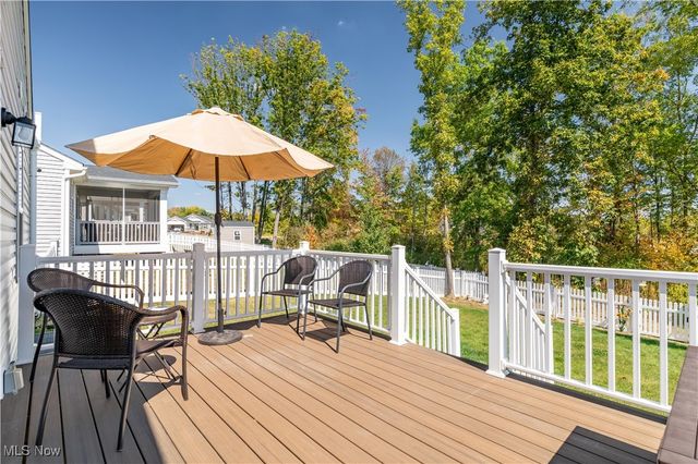 1011 Sunrise Way, Akron, OH 44312