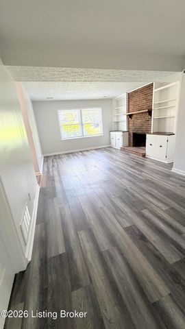 5109 Volney Ct, Louisville, KY 40291