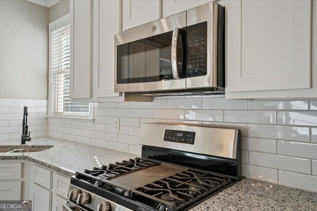 1225 Fenmore Hall, Powder Springs, GA 30127