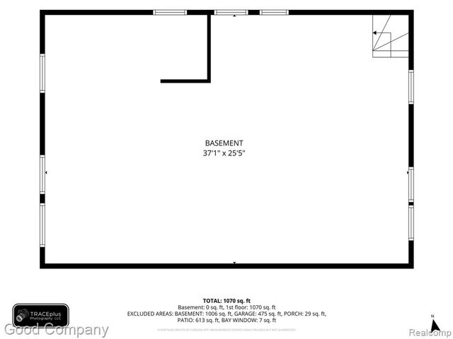 21605 Barton Street, Saint Clair Shores, MI 48081
