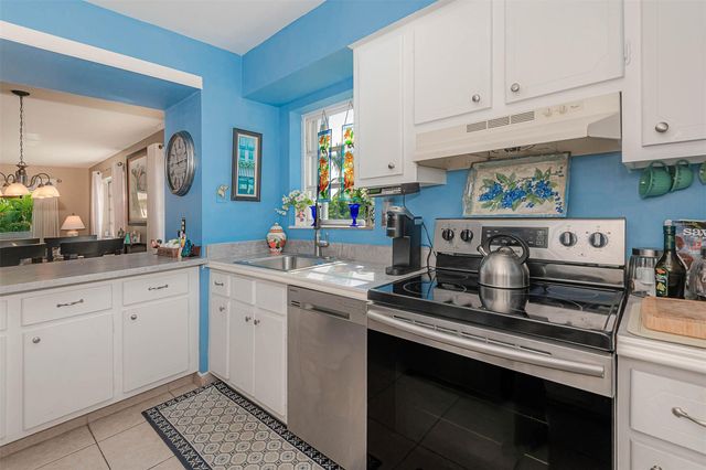 801 Pine Dr 21, Pompano Beach, FL 33060