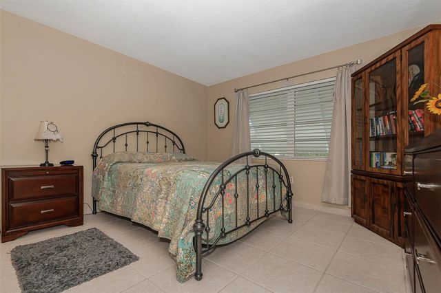 801 Pine Dr 21, Pompano Beach, FL 33060