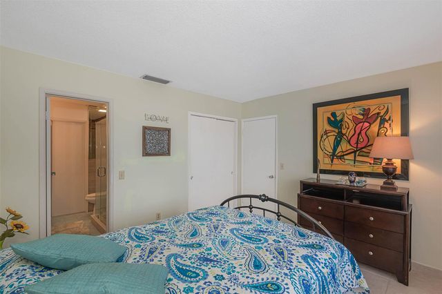 801 Pine Dr 21, Pompano Beach, FL 33060