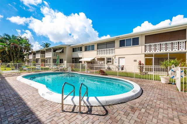 801 Pine Dr 21, Pompano Beach, FL 33060