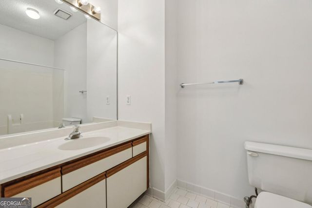 5996 Mitchell Road 20, Atlanta, GA 30328