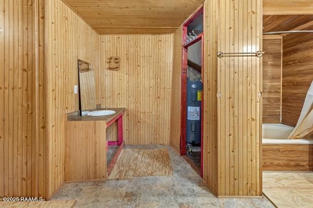 103 Houssiere Road, Jennings, LA 70546