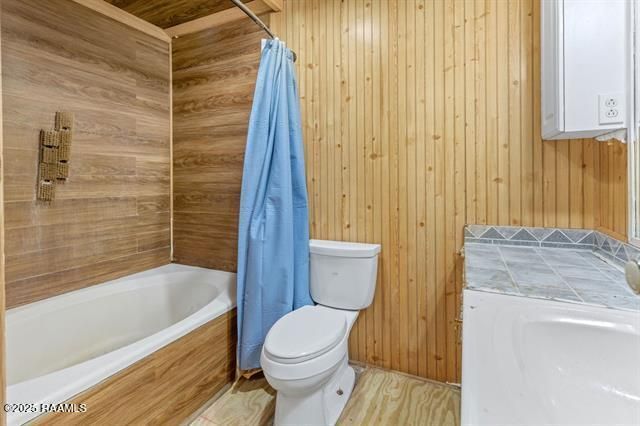 103 Houssiere Road, Jennings, LA 70546