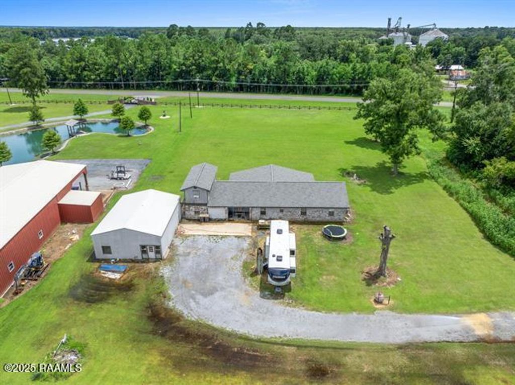 103 Houssiere Road, Jennings, LA 70546