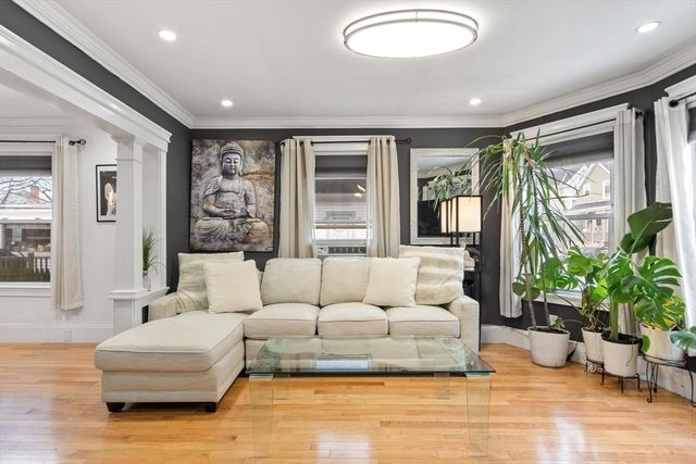 48 Clarendon Avenue, Lynn, MA 01902