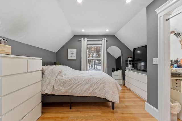 48 Clarendon Avenue, Lynn, MA 01902