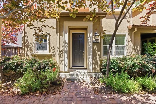 1563 Middle Lane, Hayward, CA 94545