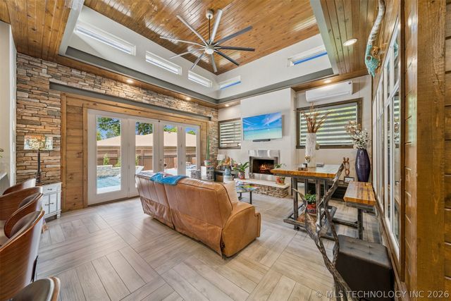 3189 E 33rd Street, Tulsa, OK 74105