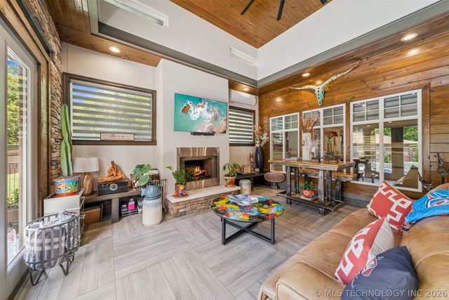 3189 E 33rd Street, Tulsa, OK 74105