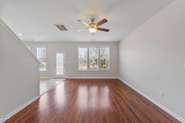 296 Stansbury Lane, Clayton, NC 27527