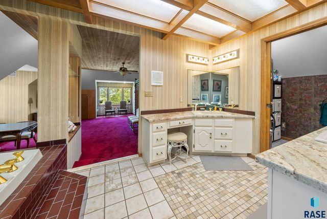 25463 473rd Ave Avenue, Baltic, SD 57003