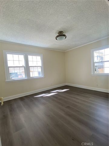 521 E Valencia Avenue A, Burbank, CA 91501