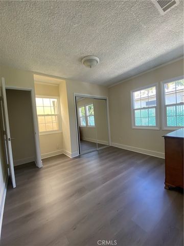 521 E Valencia Avenue A, Burbank, CA 91501